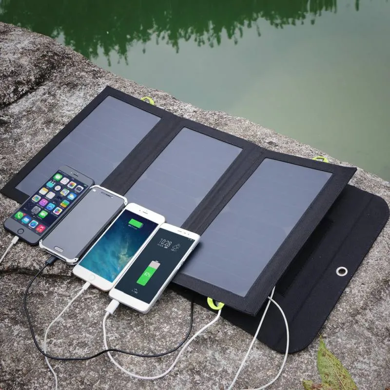 Skladateľná solárna nabíjačka Allpowers 21W a 5V/9V/12V 3xUSB + 10000mAh batéria