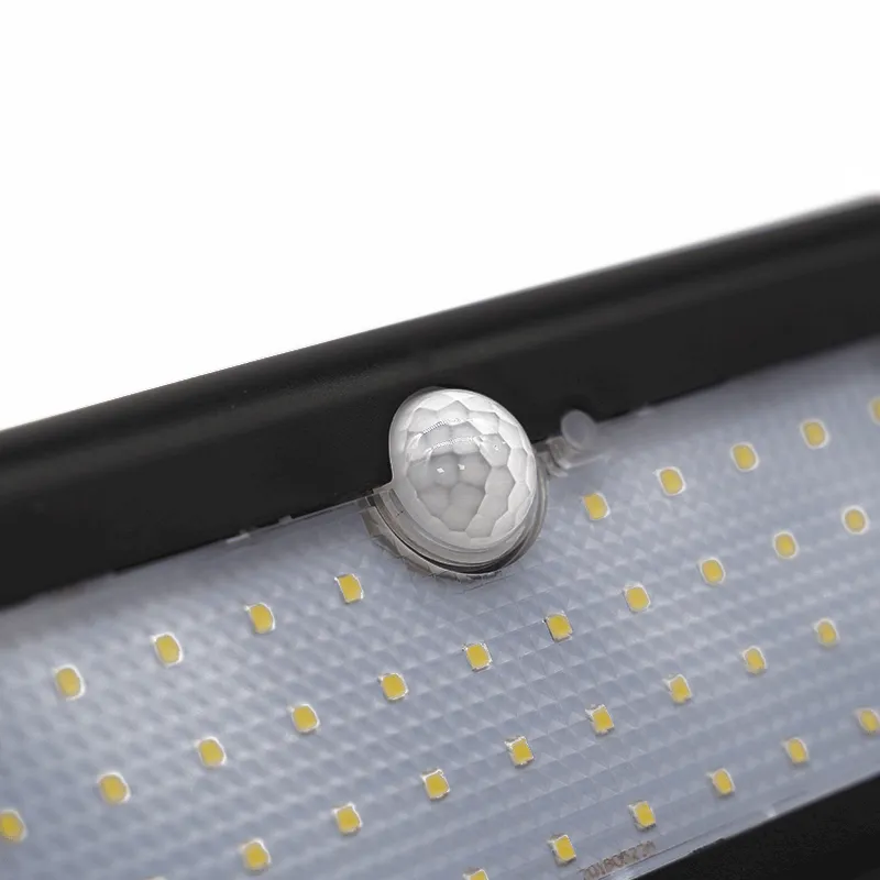 Solárne bezpečnostné osvetlenie SolarCentre Eco Wedge Pro 500 lm s pohybovým senzorom