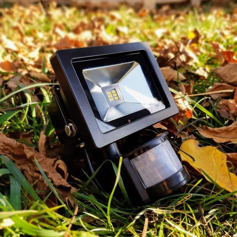 Solárne senzorové osvetlenie SolarCentre EVO SMD Elite SS9940