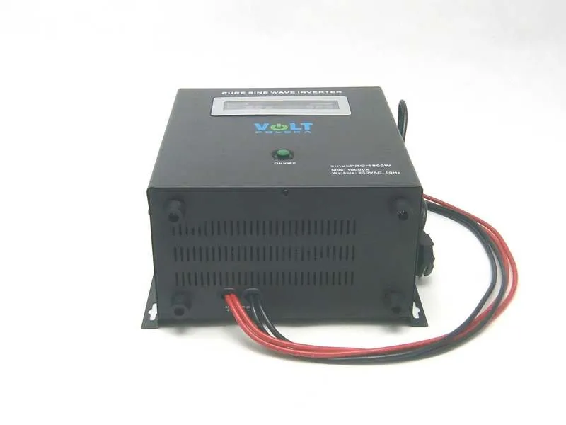 Záložný zdroj ZZ44 12V 230V 700W sínusový závesný