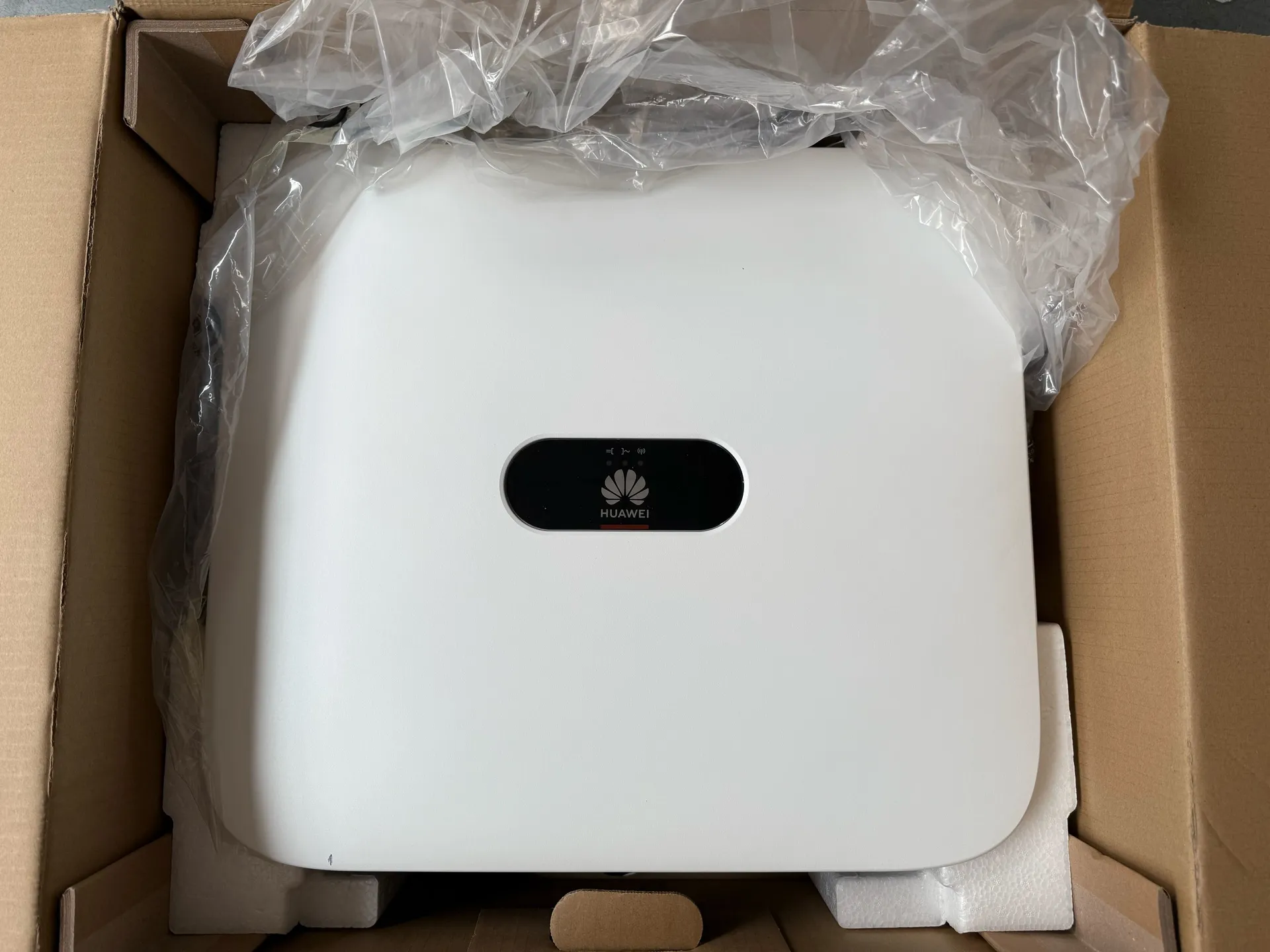 Trojfázový menič napätia Huawei SUN 2000-10KTL-M1 10000W (zánovné)
