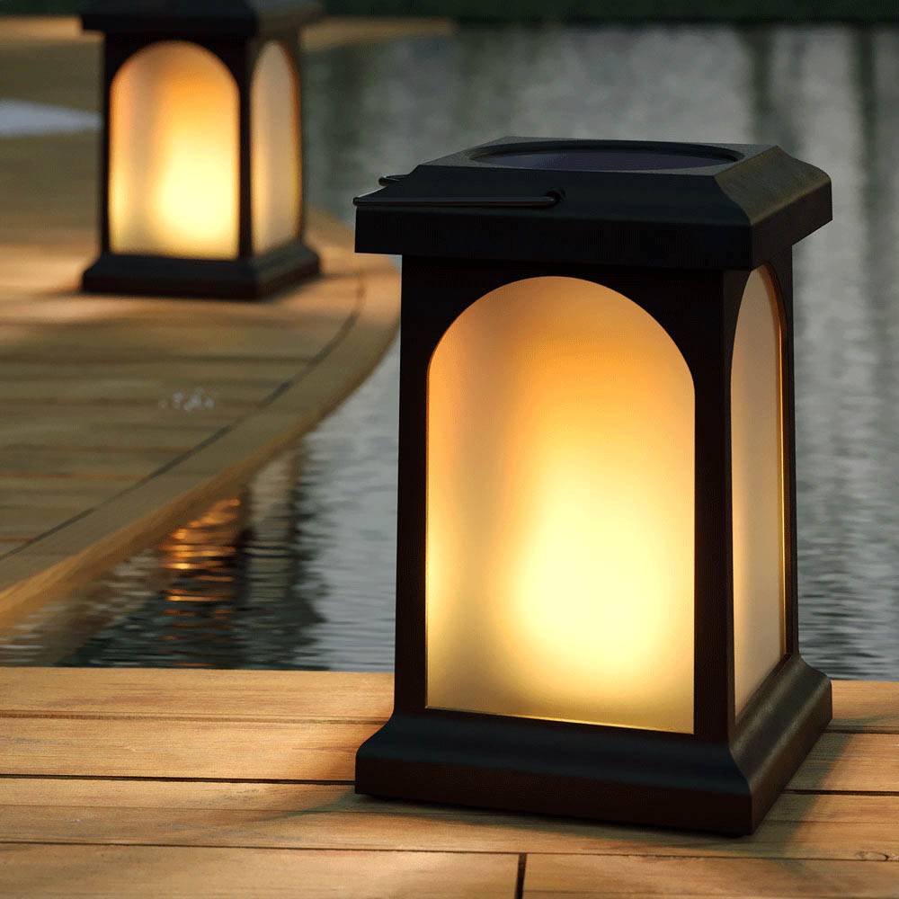Záhradná solárna lucerna TrueFlame Solar Crook SS9968 s USB